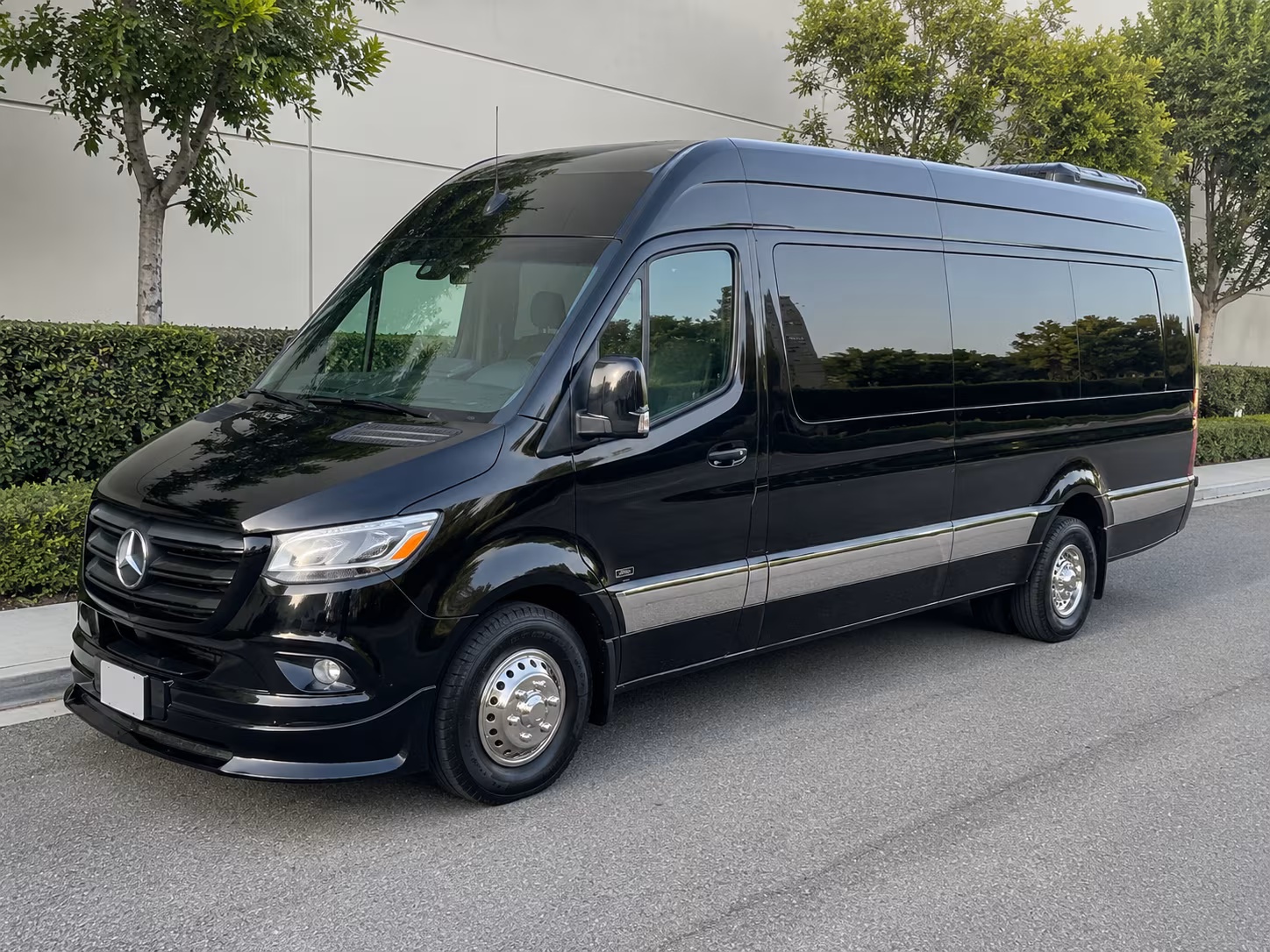 find the perfect transportation for your next convention or trade show 4