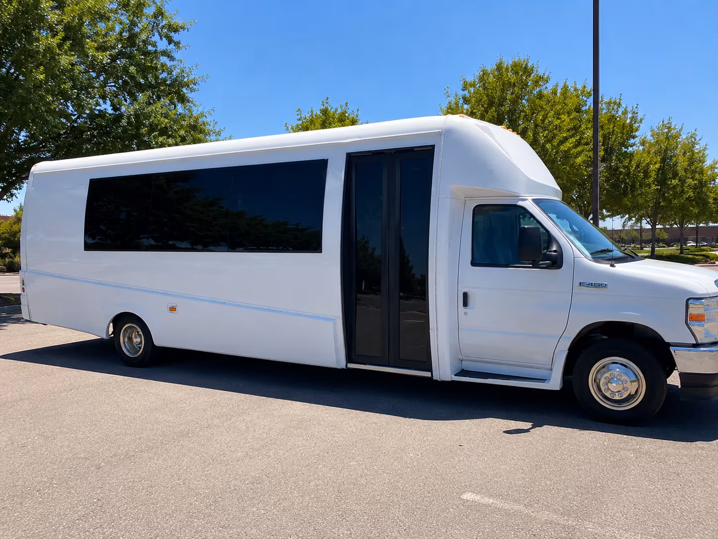 kids birthday party buses to southern california attractions
