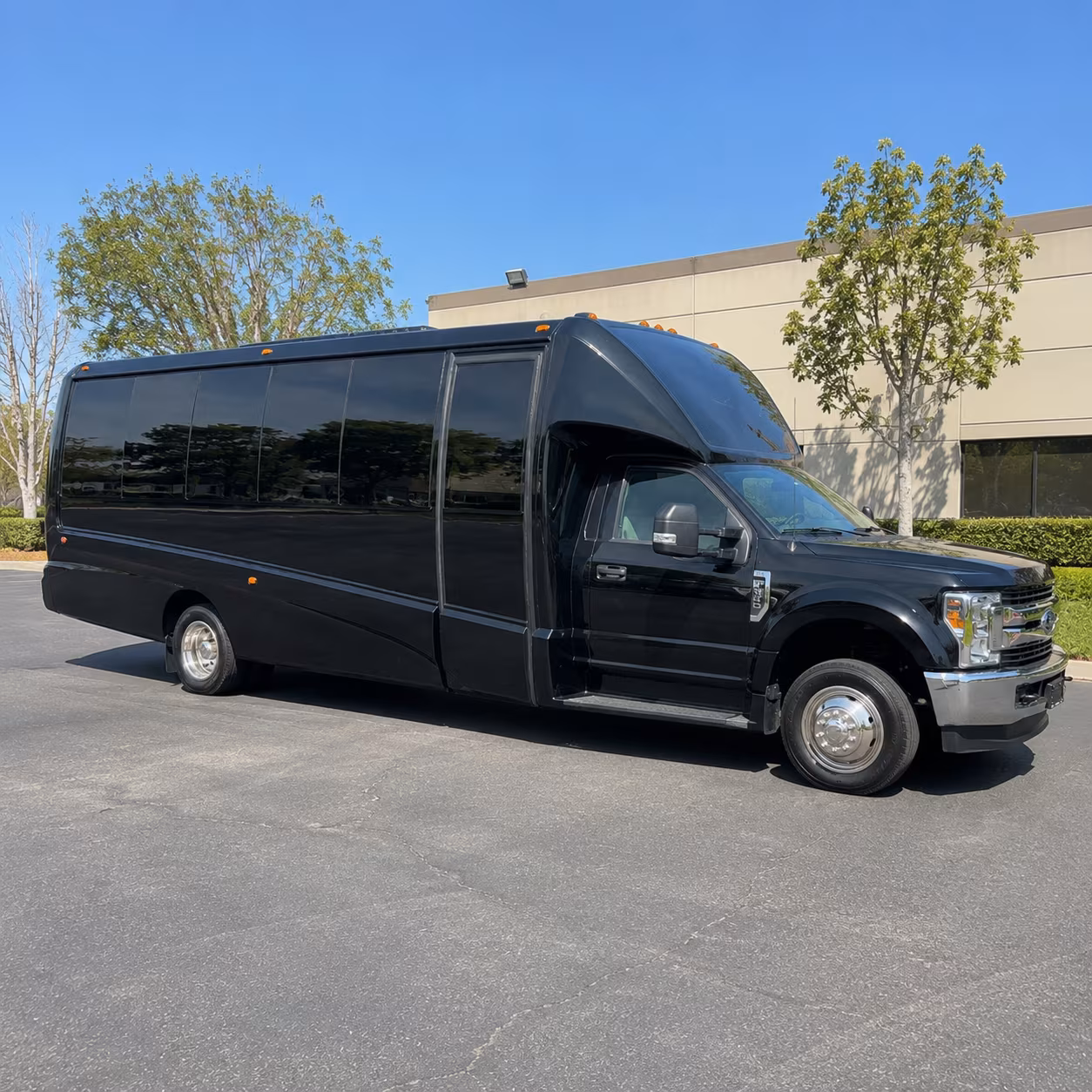 menifee party buses for temecula wine country bachelorette trips
