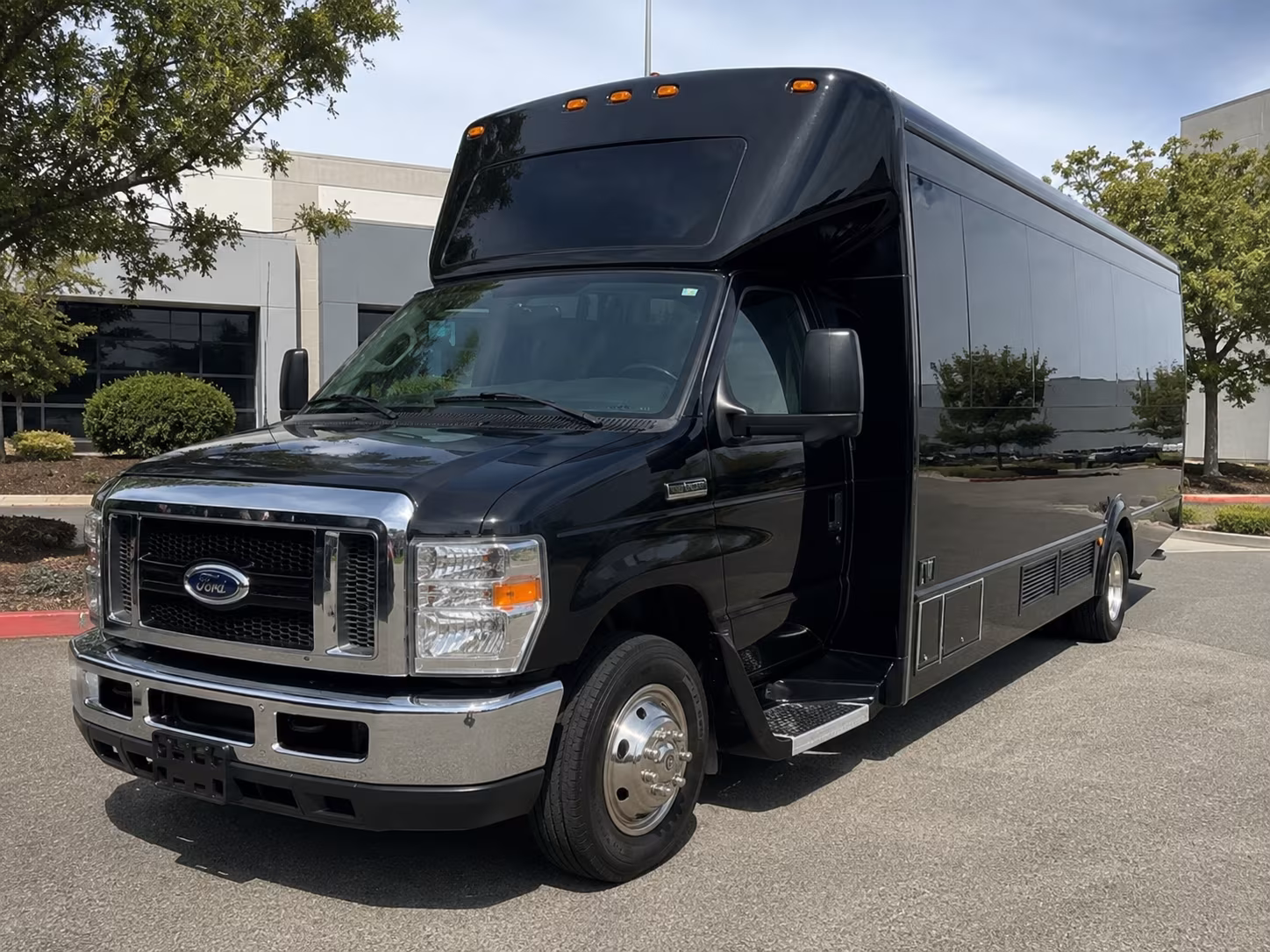 menifee wine tour party bus rental